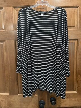 Elizabeth Black & White Striped Three Quarter Sleeve Open Cardigan, Size Large